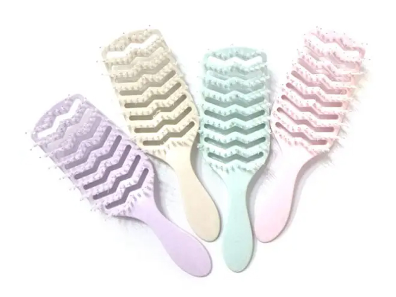 Plastic Naturalis Vented Paddle Hair Brush