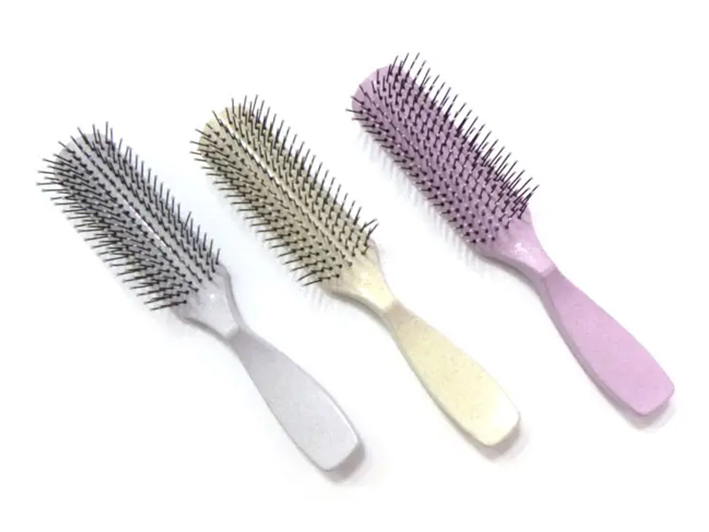 Plastic LAETUS Detangling Hair Brush